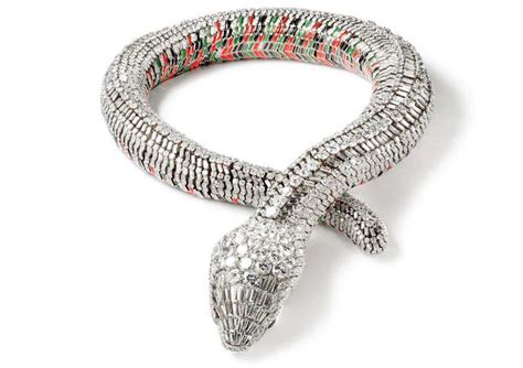 cartier diamond snake necklace price.